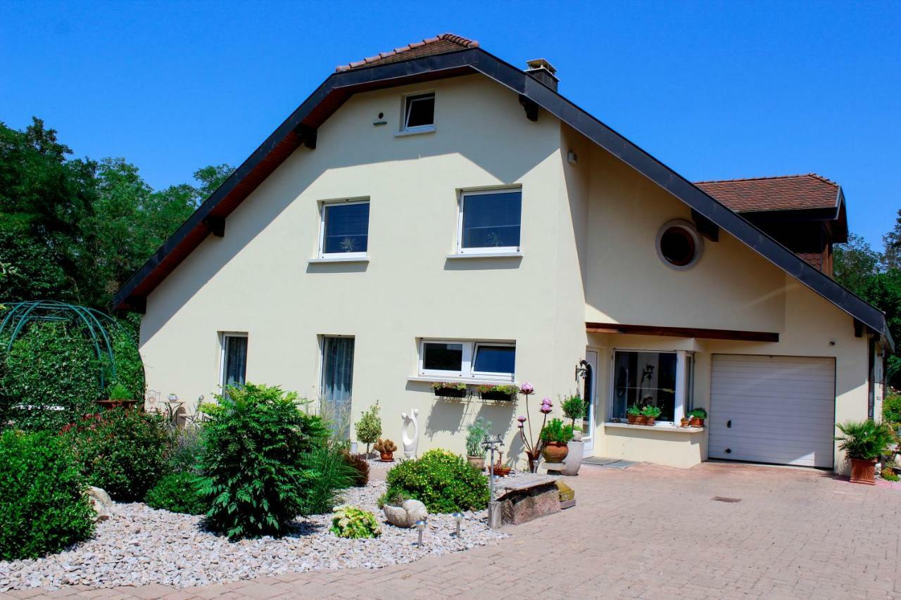 Großzügige helle Ferienwohnung bis 4 Personen in Chalampe, Elsass Exterior foto